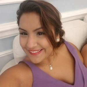 Meet your Posher, Carla